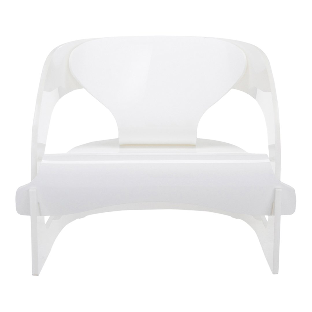 Fauteuil de salon rétro en bois des années 60 avec des lignes courbes sinueuses pour le salon