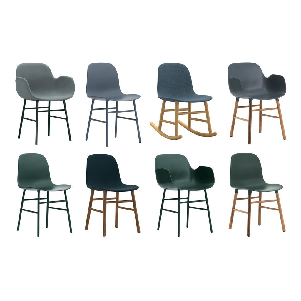 Chaise de salle à manger contemporaine en plastique moulé et chêne avec système d'assemblage intégré.