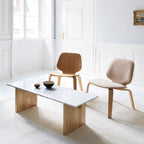 Fauteuil de salon minimaliste en placage moulé avec un design empilable et flexible pour le salon