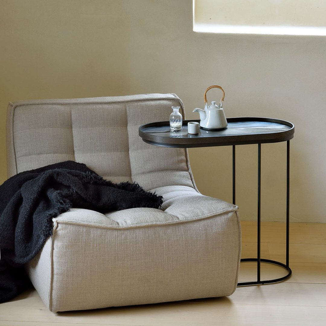 Table d'appoint polyvalente en bois avec plateau interchangeable ovale pour salon