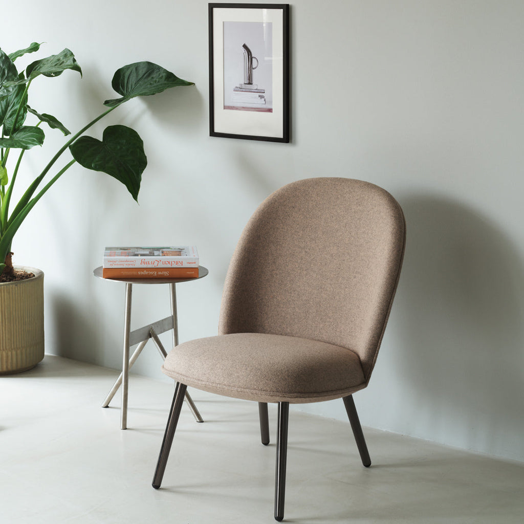 Fauteuil de salon moderne urbain en velours ou cuir avec assemblage à plat pour le salon