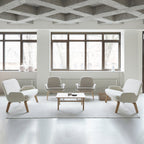 Table Basse Danoise Shaker en Chêne Massif avec Bords Biseautés et Pieds Ovales pour Salon