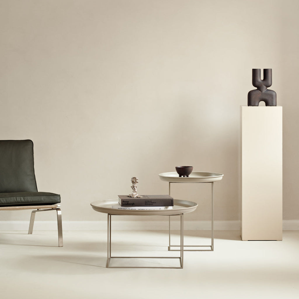 Table basse industrielle en métal filé avec cadre rotatif réglable sur 3 hauteurs pour salon