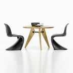 Chaise latérale en plastique emblématique avec design monobloc en porte-à-faux pour salle à manger ou extérieur