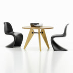 Chaise latérale en plastique emblématique avec design monobloc en porte-à-faux pour salle à manger ou extérieur