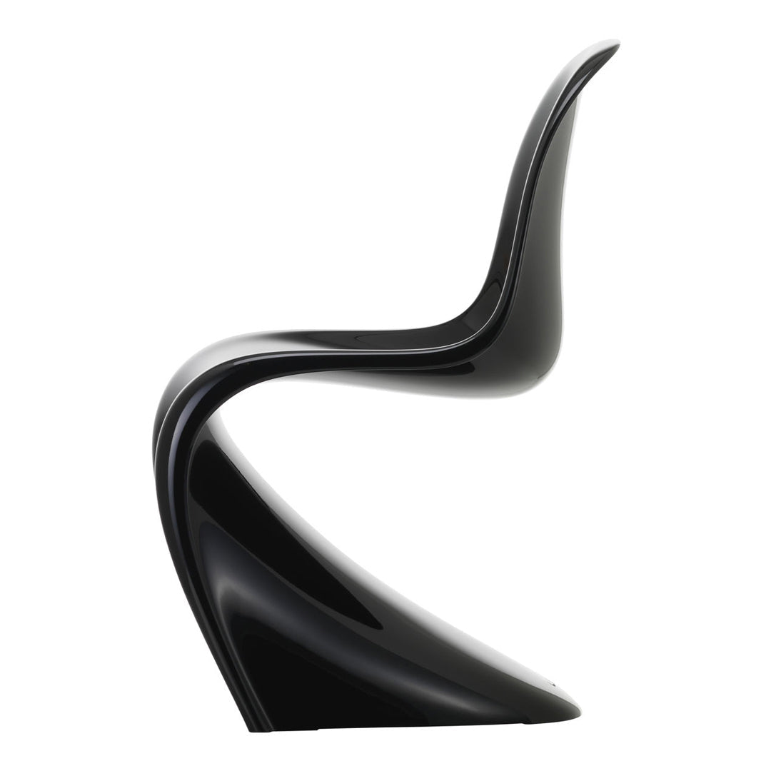 Chaise d'appoint emblématique en plastique laqué brillant avec forme en porte-à-faux monobloc pour salle à manger