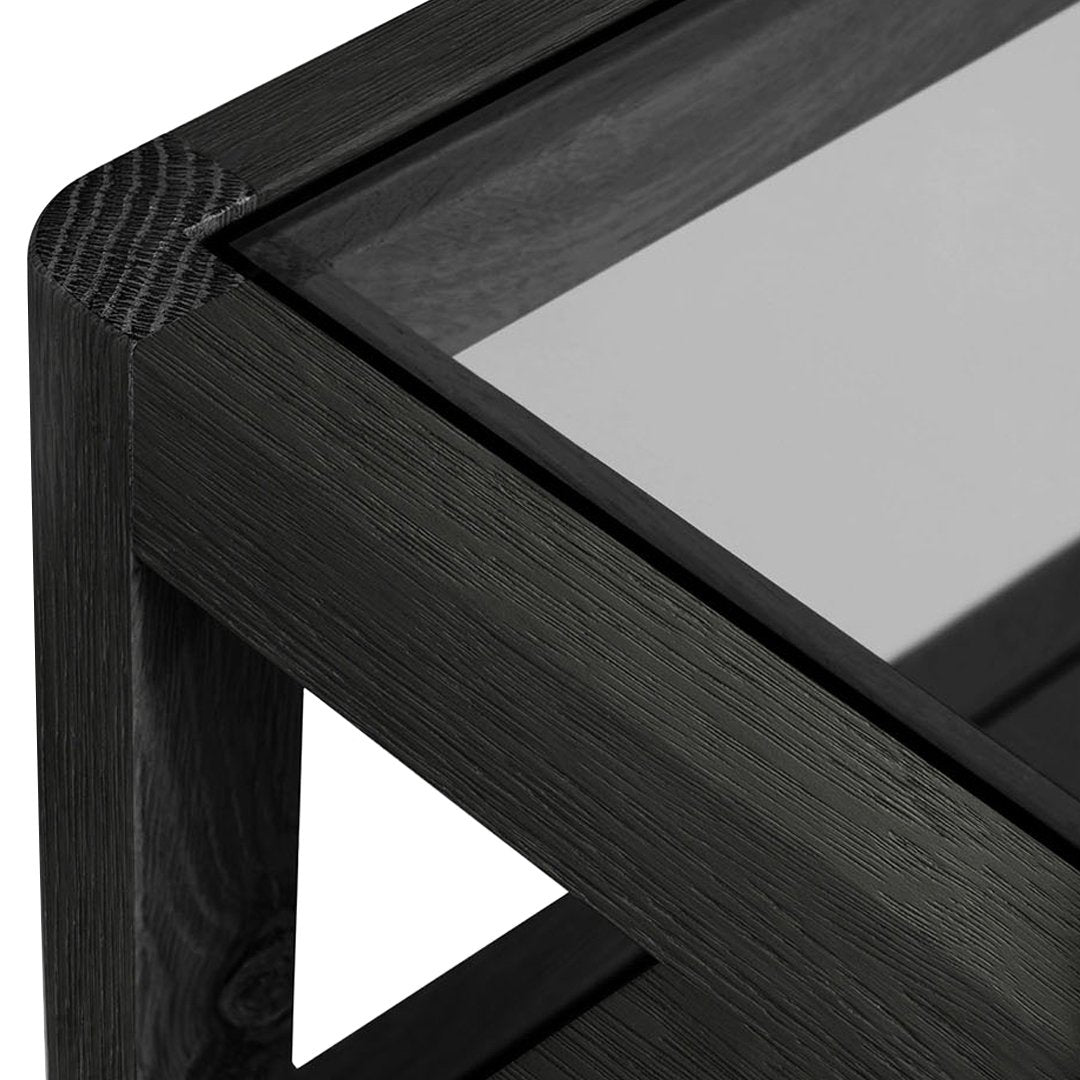 Table de chevet classique en bois massif avec barreaux inspirés des broches et tiroir unique pour chambre à coucher