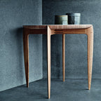 Table d'appoint pliante scandinave en placage moulé avec profil fin élégant pour salon