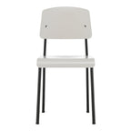 Chaise d'appoint contemporaine en plastique recyclé avec piètement thermolaqué pour salle à manger