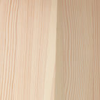 Table basse scandinave en pin avec piètement sculptural octogonal pour salon