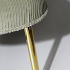 Fauteuil de salon moderne urbain en velours ou cuir avec assemblage à plat pour le salon
