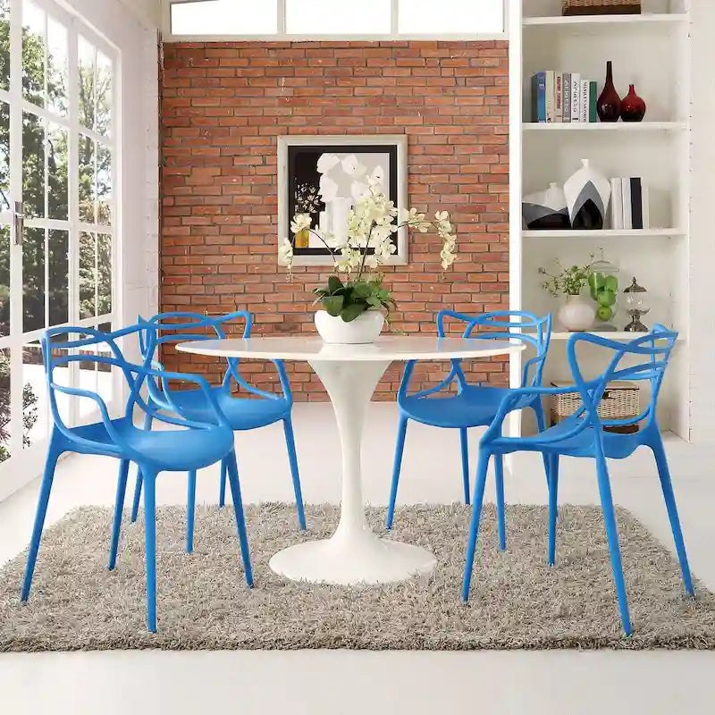Chaise empilable en plastique