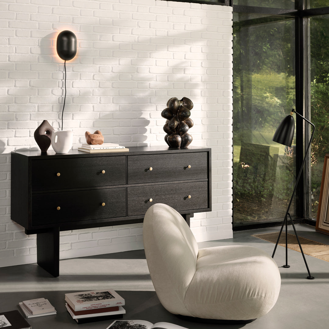 Fauteuil lounge moderne français entièrement tapissé avec forme de nuage flottant de faible hauteur pour salon