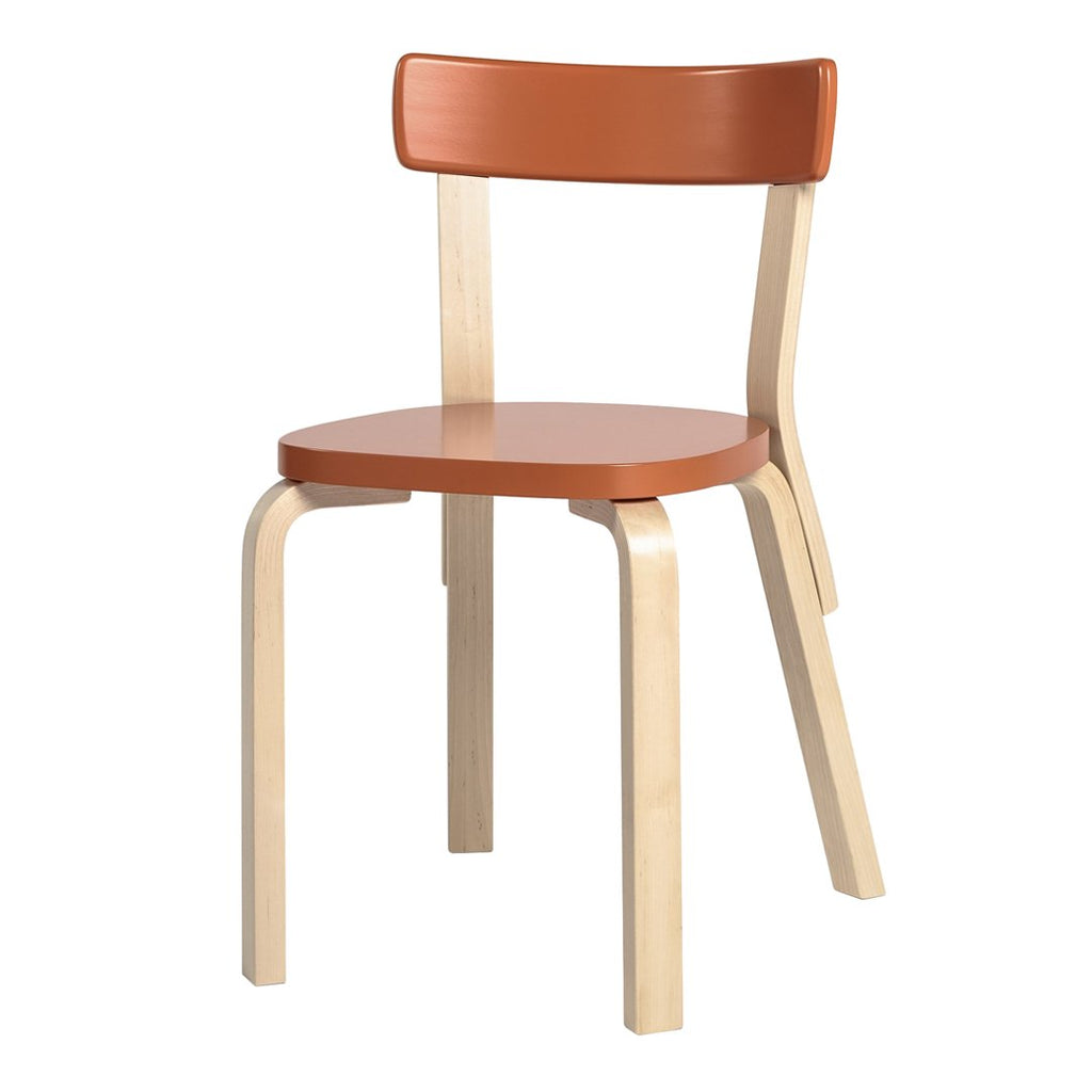 Chaise de bistrot classique en bois massif avec assise large et dossier confortable pour salle à manger ou cuisine
