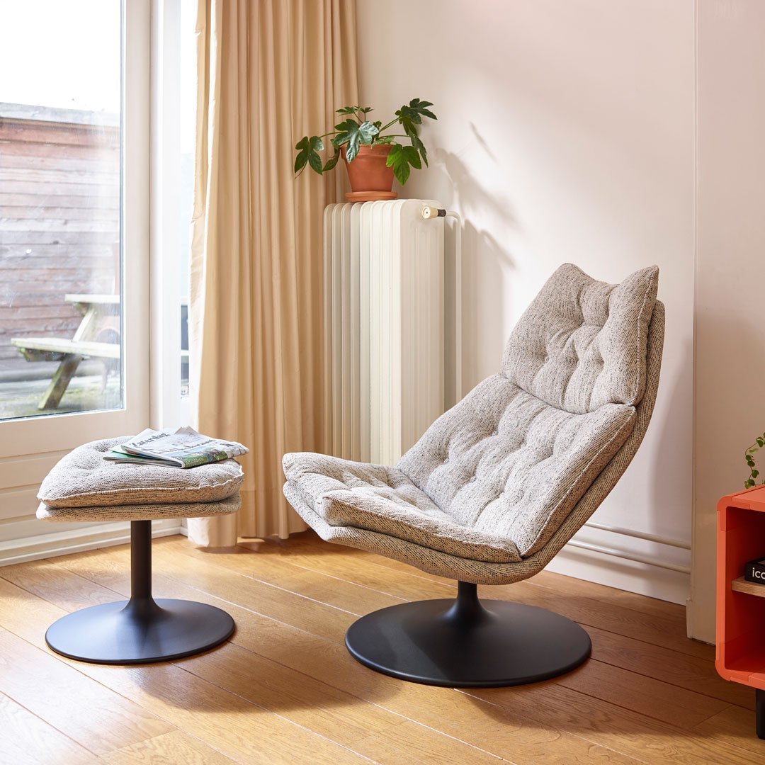 Fauteuil lounge pivotant à dossier haut rembourré de style Mid-Century avec piétement disque pour salon