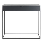 Console moderne en acier et marbre de Carrare avec structure géométrique pour couloir