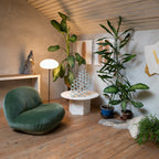 Fauteuil lounge moderne français entièrement tapissé avec forme de nuage flottant de faible hauteur pour salon