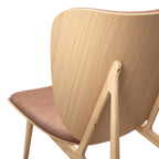 Fauteuil de salon scandinave en chêne massif avec dossier incurvé en forme d'oreille d'éléphant pour salon