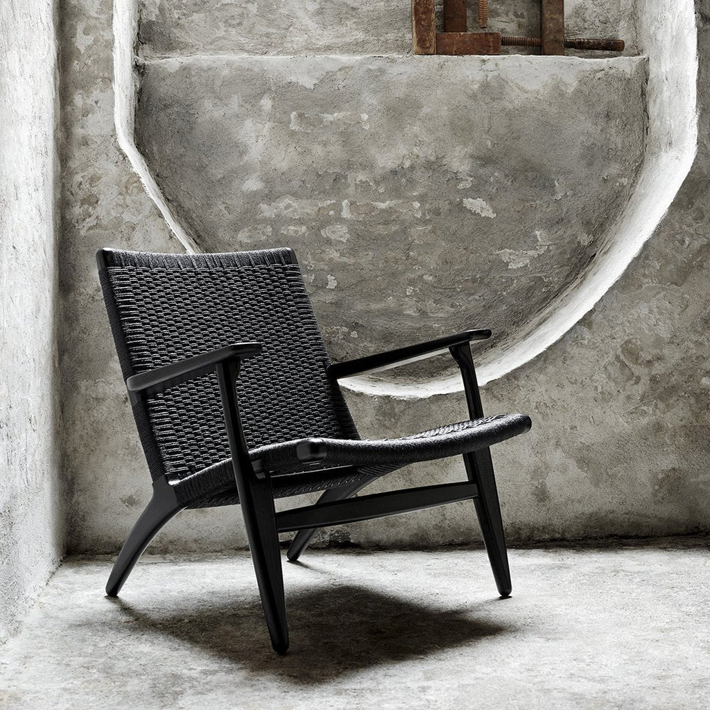 Fauteuil de salon scandinave en chêne massif et corde de papier avec accoudoirs larges et dossier inclinable pour salon