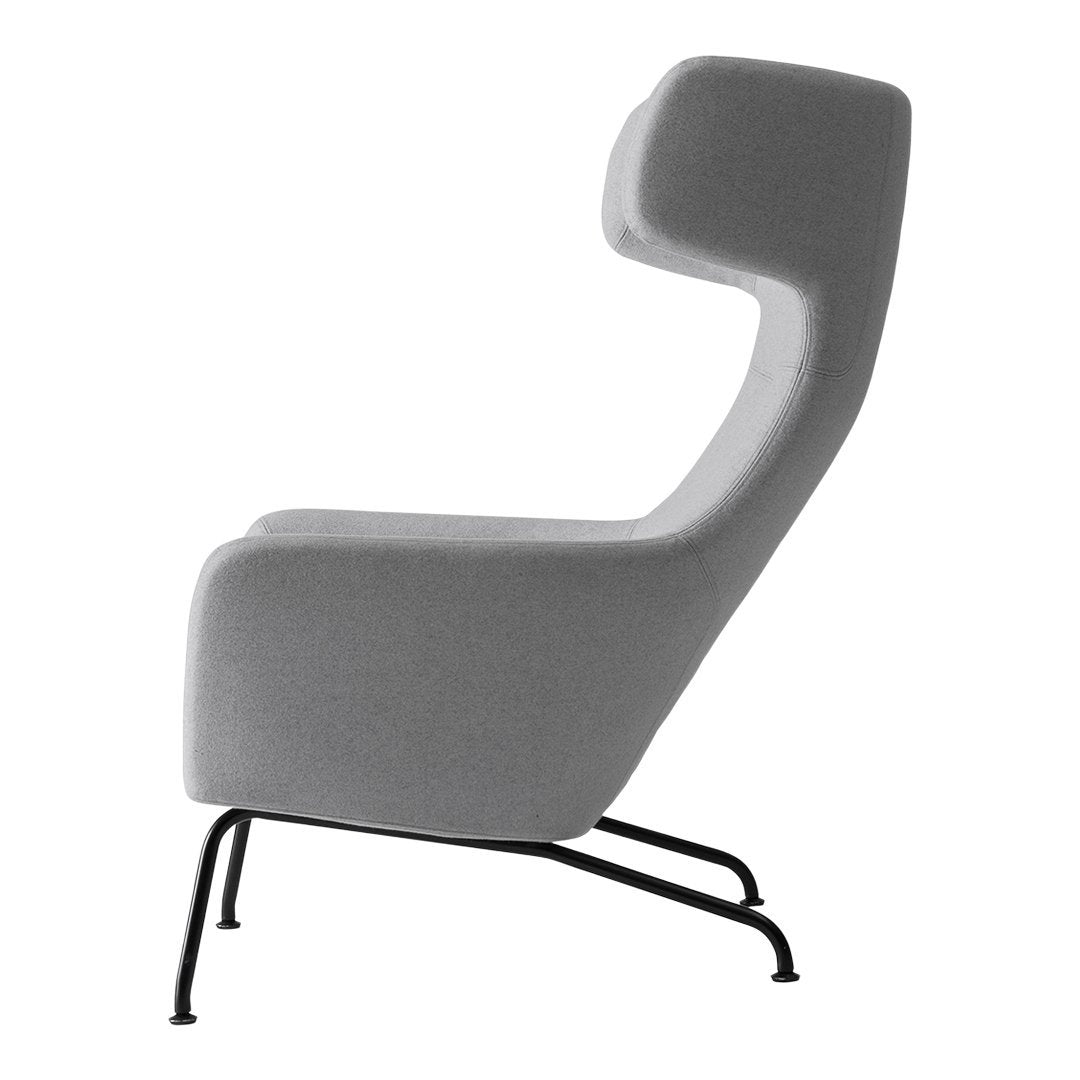 Fauteuil lounge ailé moderne rembourré avec silhouette dynamique arrondie pour salon