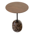 Table d'appoint contemporaine en marbre et acier avec piètement sculptural en forme de sucette inversée pour salon ou chambre à coucher