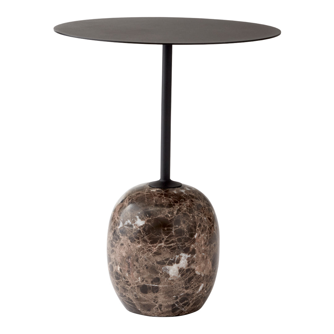 Table d'appoint contemporaine en marbre et acier avec piètement sculptural en forme de sucette inversée pour salon ou chambre à coucher