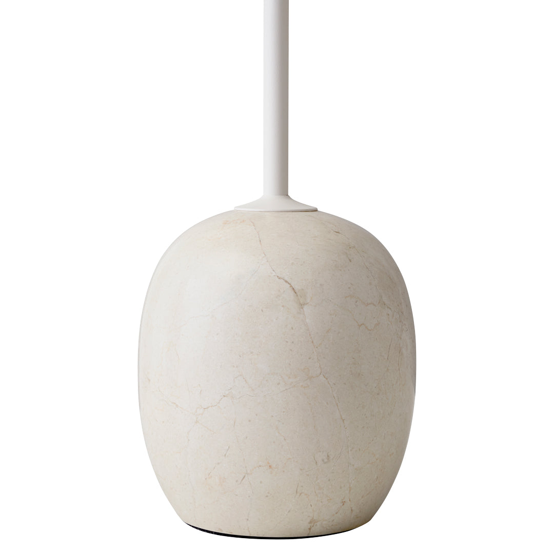 Table d'appoint contemporaine en marbre et acier avec piètement sculptural en forme de sucette inversée pour salon ou chambre à coucher