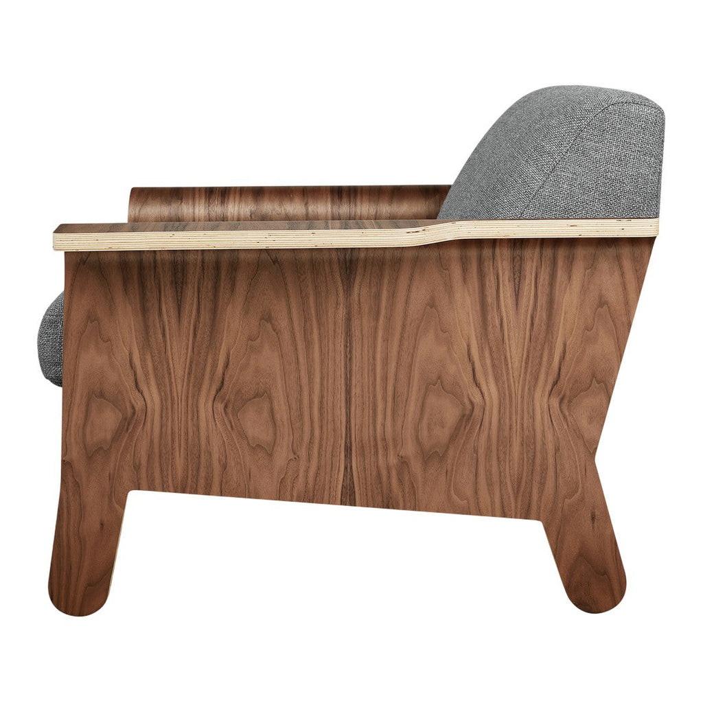 Fauteuil club contemporain en noyer et bois courbé avec revêtement en tissu ou en cuir pour salon