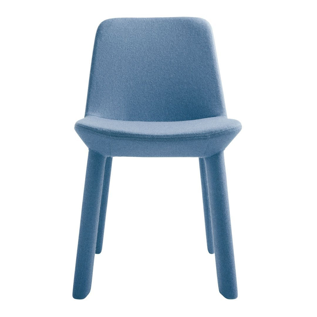 Chaise d'appoint contemporaine entièrement rembourrée en mousse et contreplaqué avec pieds en métal pour salle à manger
