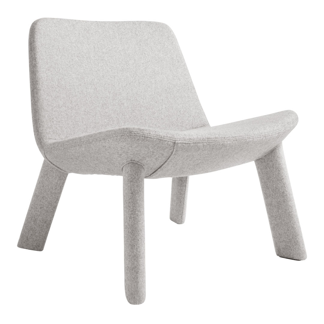 Fauteuil de salon contemporain entièrement rembourré en mousse et contreplaqué courbé avec pieds en métal pour le salon