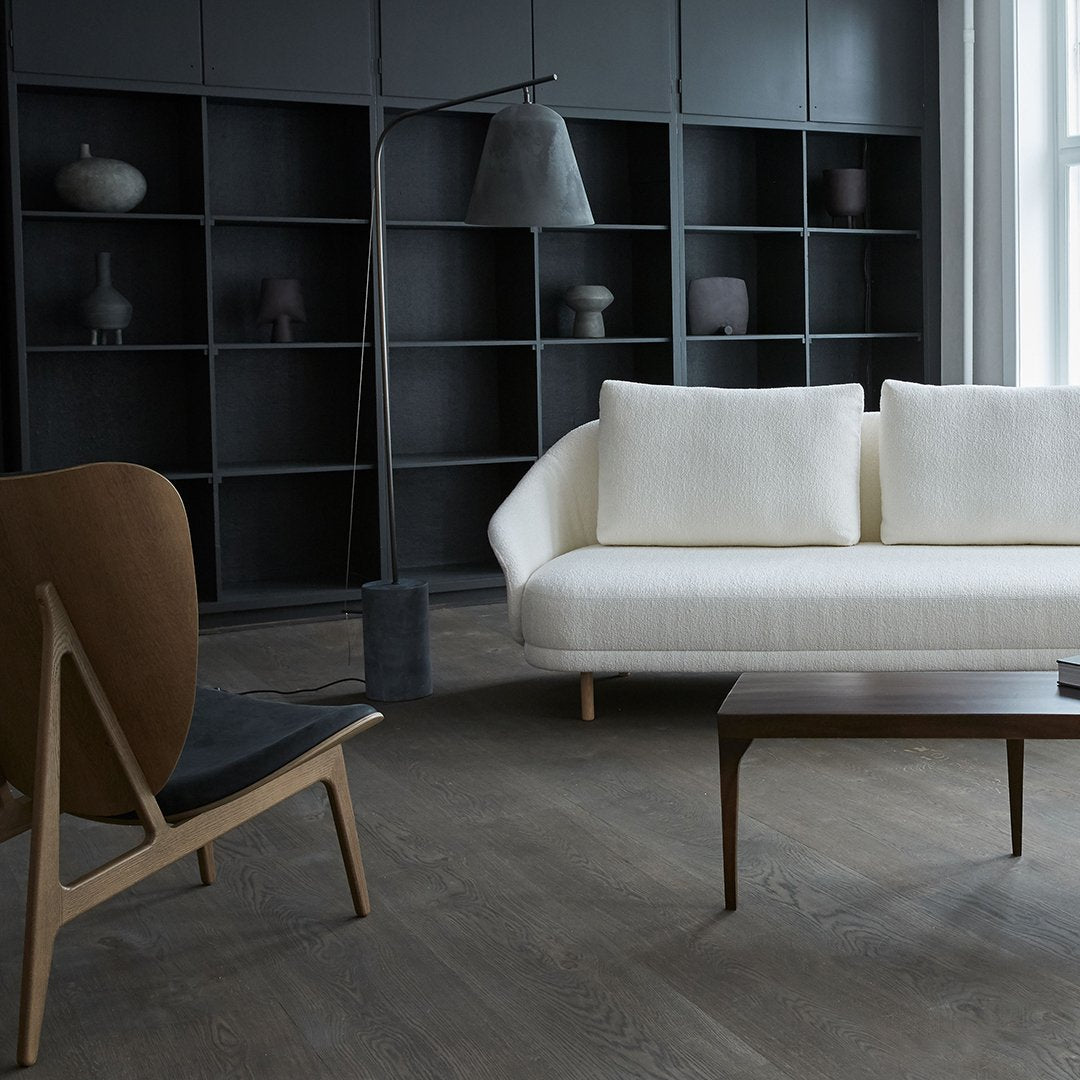 Fauteuil de salon scandinave en chêne massif avec dossier incurvé en forme d'oreille d'éléphant pour salon