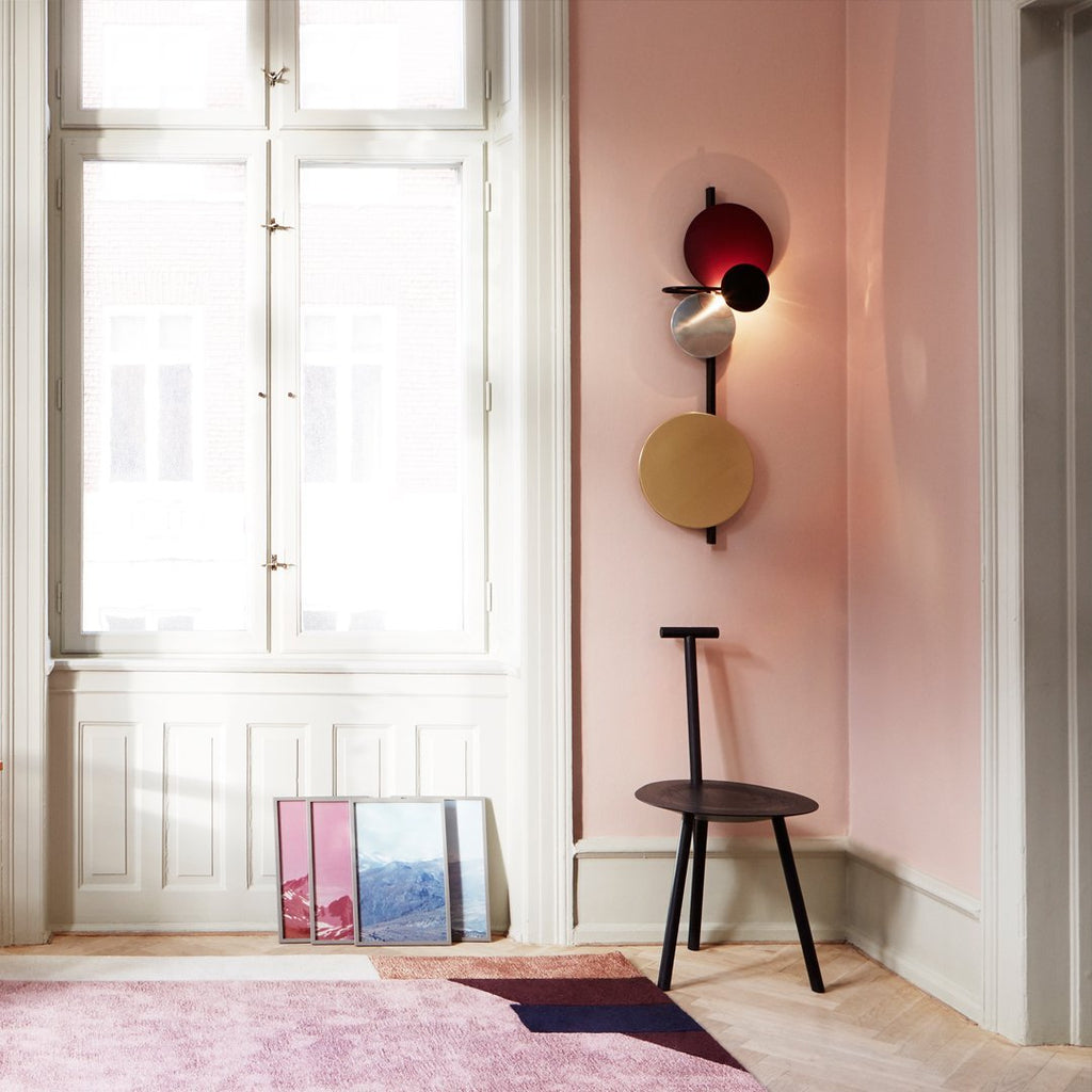 Chaise d'appoint artisanale en bois massif avec dossier en forme de pique d'inspiration rustique pour salle à manger