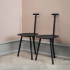 Chaise d'appoint artisanale en bois massif avec dossier en forme de pique d'inspiration rustique pour salle à manger