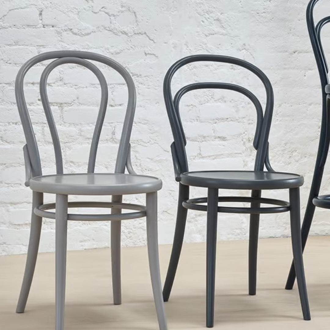 Chaise d'appoint de café classique en bois de hêtre courbé au design léger emblématique pour salle à manger
