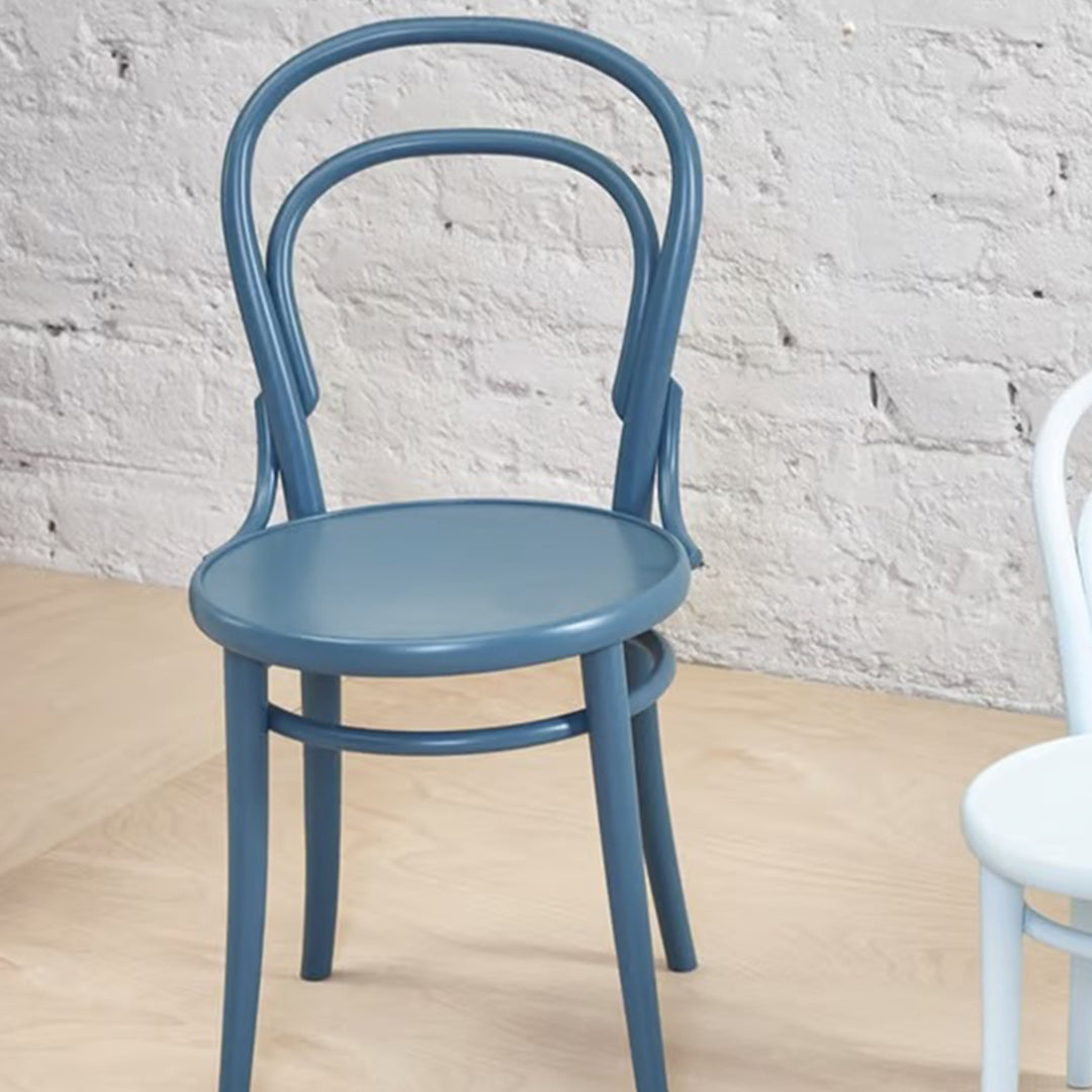 Chaise d'appoint de café classique en bois de hêtre courbé au design léger emblématique pour salle à manger