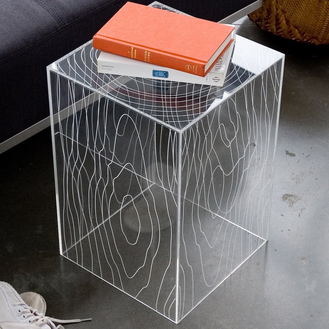 Table d'appoint moderne en acrylique et grain de bois avec rangement réversible pour salon