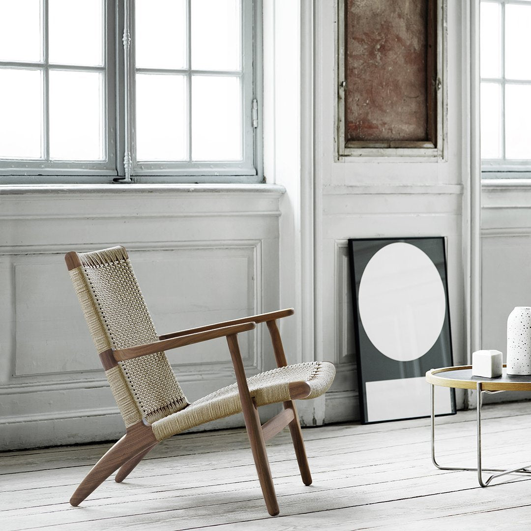 Fauteuil de salon scandinave en chêne massif et corde de papier avec accoudoirs larges et dossier inclinable pour salon