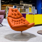 Fauteuil lounge pivotant à dossier haut rembourré de style Mid-Century avec piétement disque pour salon