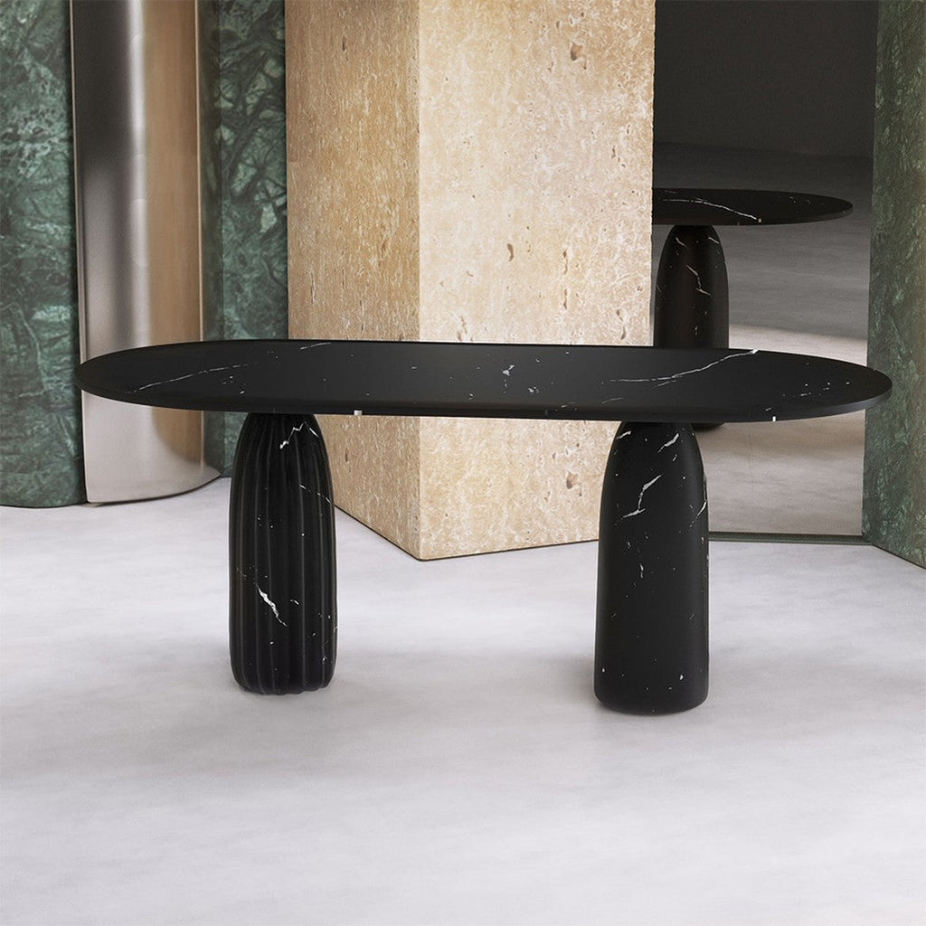 Console éclectique avec détails sculpturaux originaux pour salon ou couloir