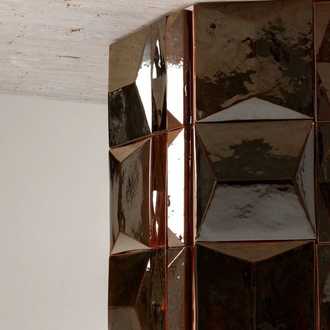 Console en bois laqué et carreaux de terre cuite avec piètement hexagonal sculptural pour couloir
