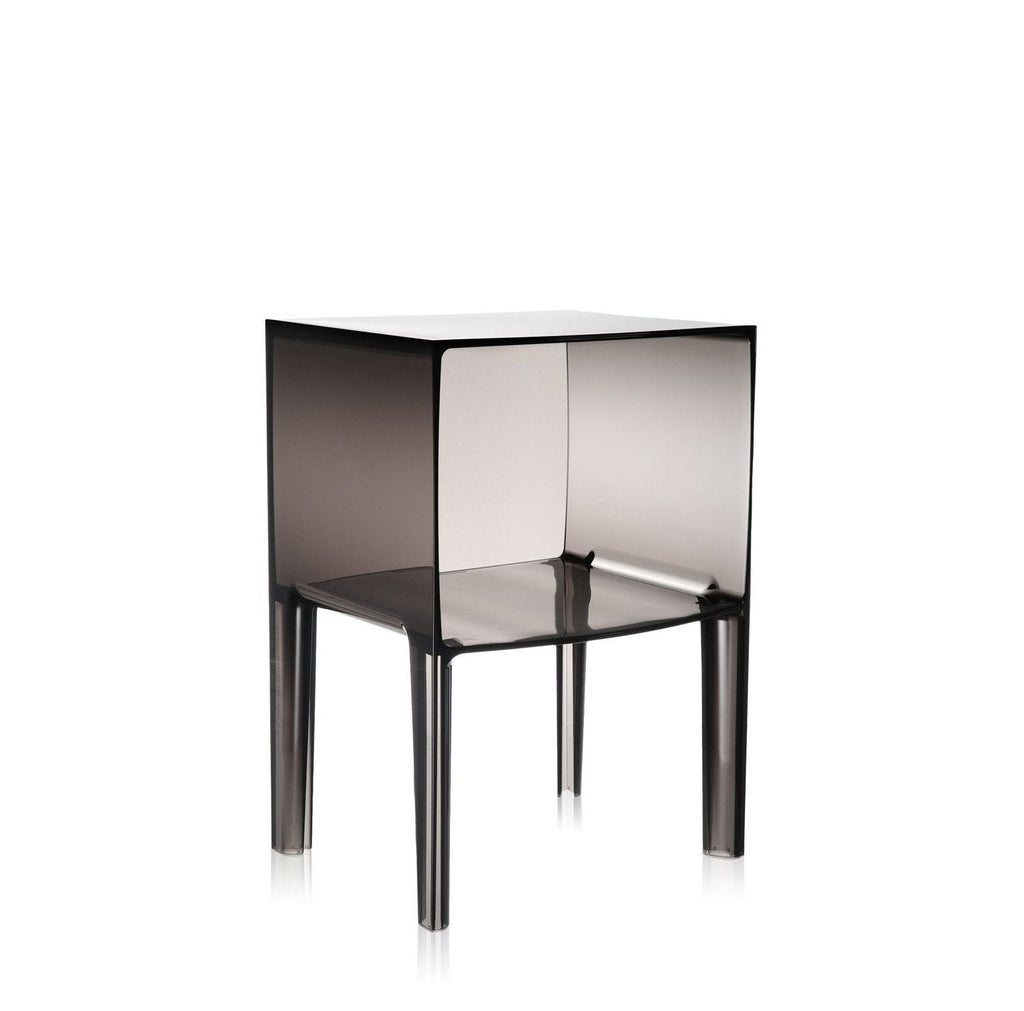 Table d'appoint contemporaine en plastique transparent avec coin réfléchissant et design incurvé pour chambre ou salon