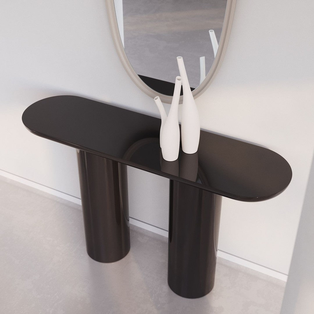 Console moderne laquée avec plateau ovale et pieds cylindriques pour le couloir