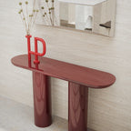 Console moderne laquée avec plateau ovale et pieds cylindriques pour le couloir